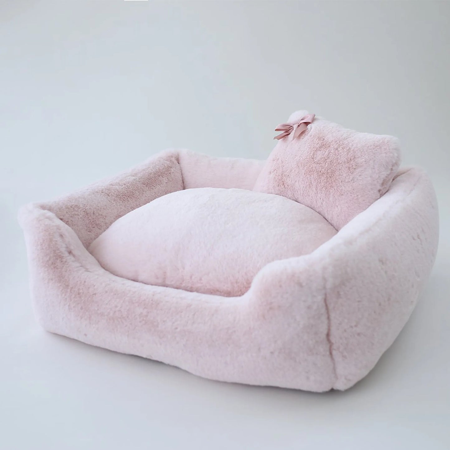 Divine Dog Bed – Luxury Comfort for Pampered Pups